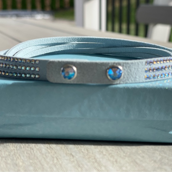 Wrap-Star Bracelet, Powder Blue - Picture 2 of 5